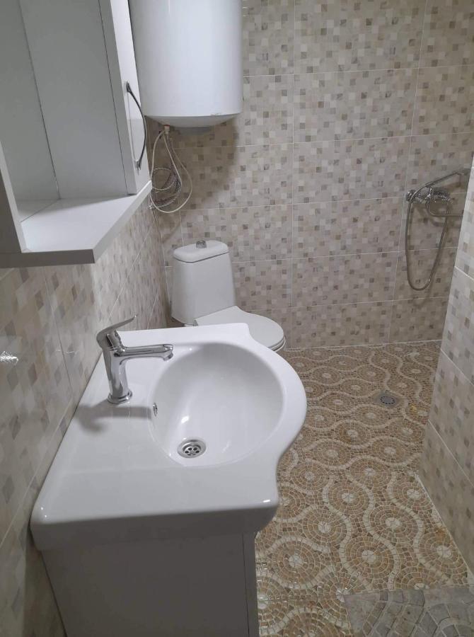 Sesili Guesthouse Адиши Экстерьер фото