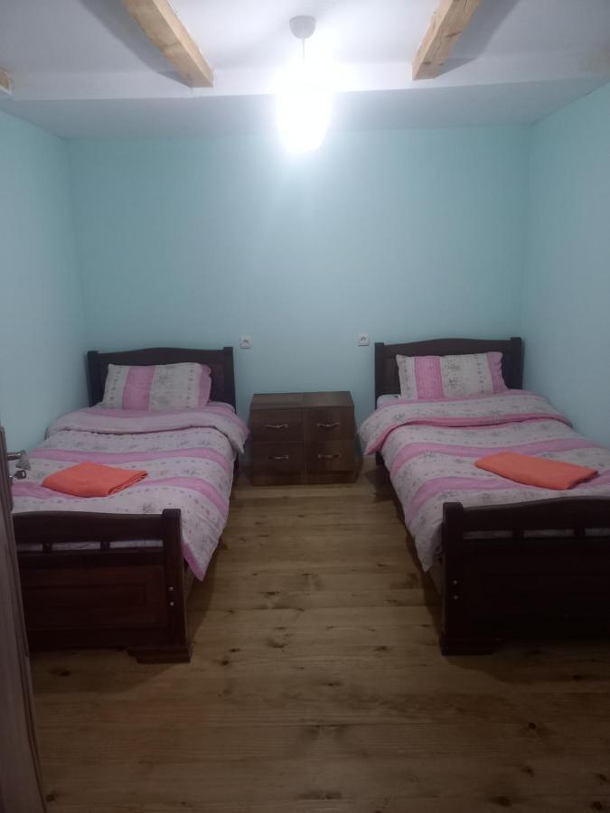 Sesili Guesthouse Адиши Экстерьер фото